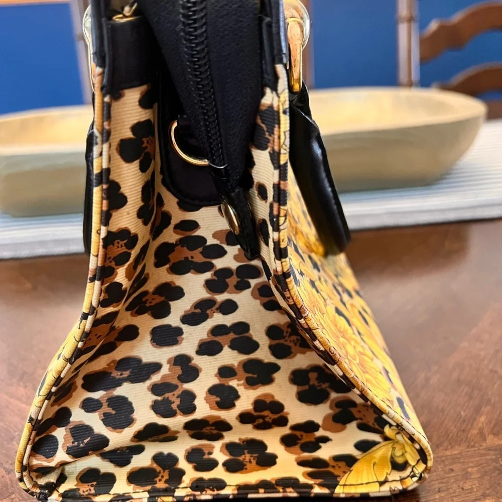 Gianni Versace Black and Gold Baroque Satchel With Dust Bag - Picture 15 of 15